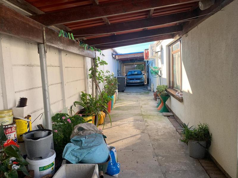 3 Bedroom Property for Sale in Portlands Western Cape